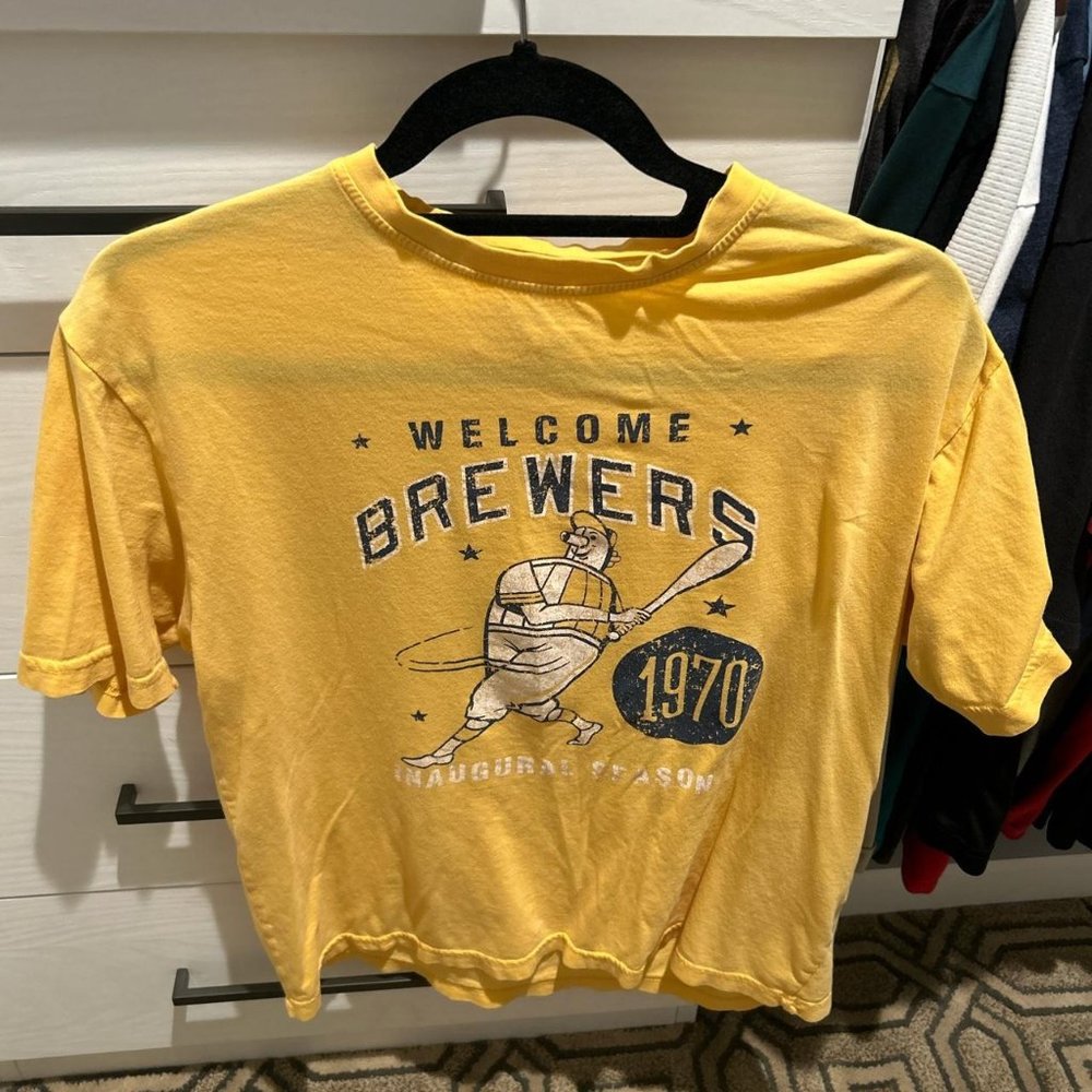 Vintage Milwaukee Brewers Baseball Shirt